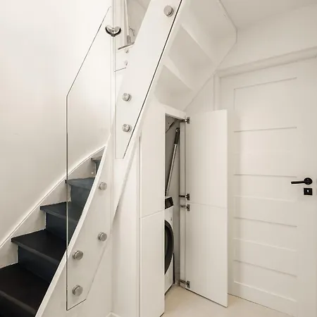 Historisk Hus Fra 1800-tallet 펜션 *